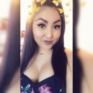 Meet your Posher, Saraya